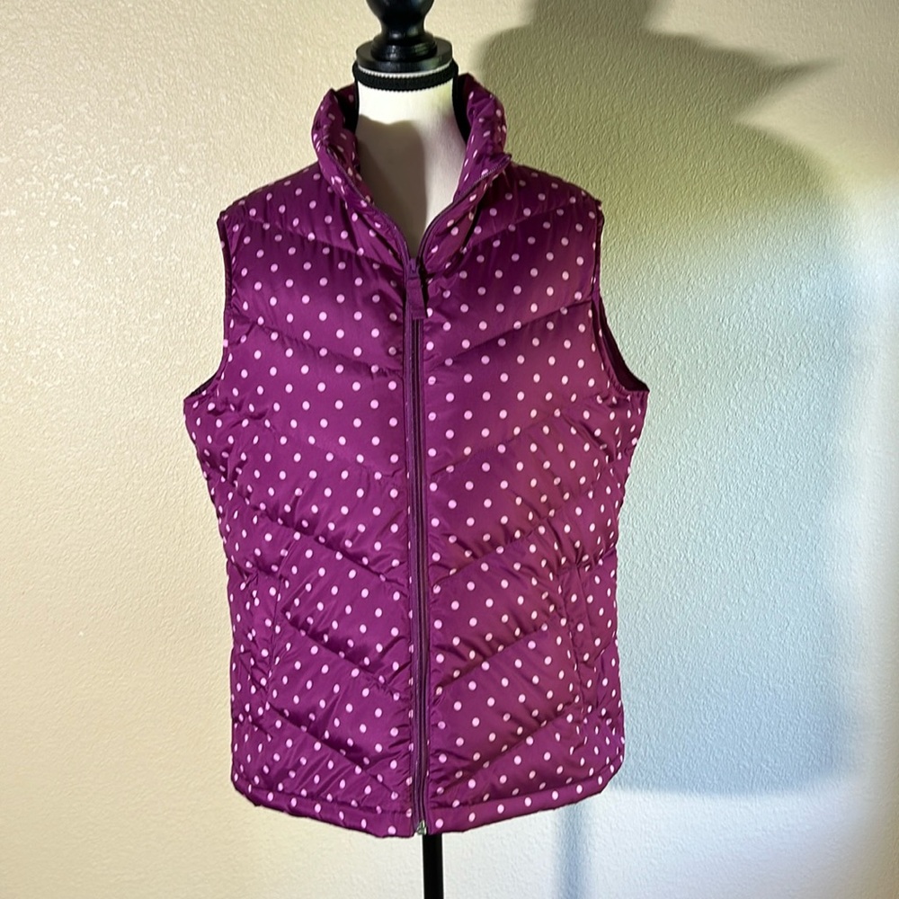 Women's Lands End purple/pink polka dot zipper puffer vest Size medium